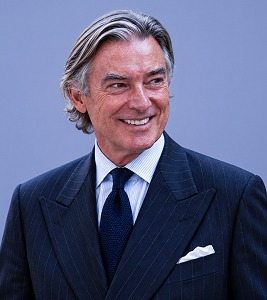 SIMON RUSSELL